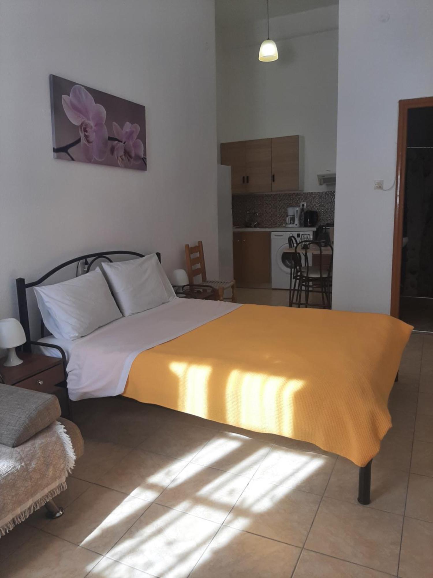 Melia Studio 2 Seafront Apartment Loutraki  Exterior photo